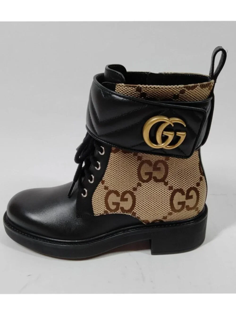 Gucci statement gg